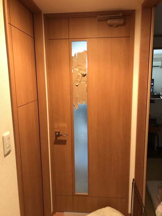 愛知県名古屋市のガラス施工日記 名古屋の窓ガラス交換 ガラス修理は ガラパゴス 即対応で最安5000円